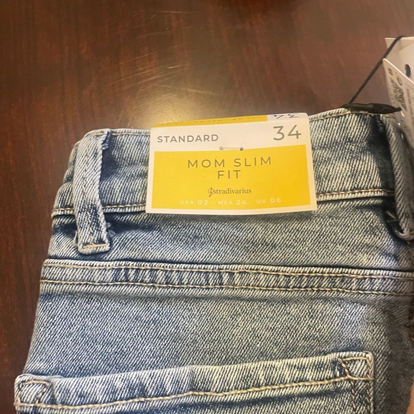 Stradivarius Jeans, brand new size 2 - Picture 6 of 8
